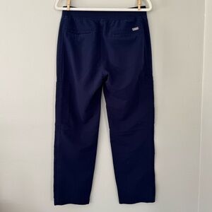 Figs Axim Cargo Scrub Pants in Navy Small SHORT